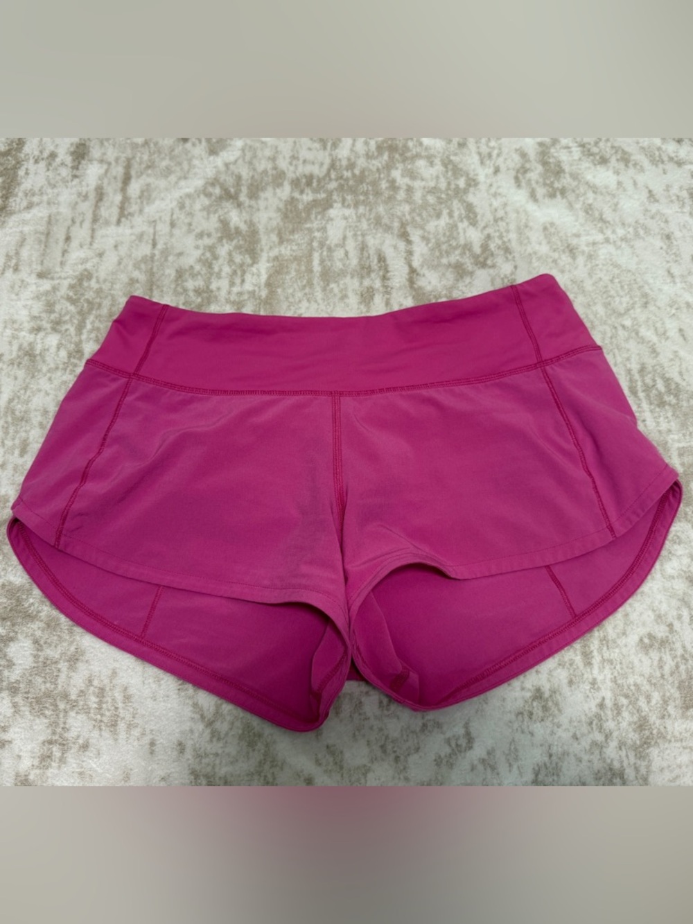 Lululemon Speed Up Shorts Low Rise 2.5” Pink Size 4